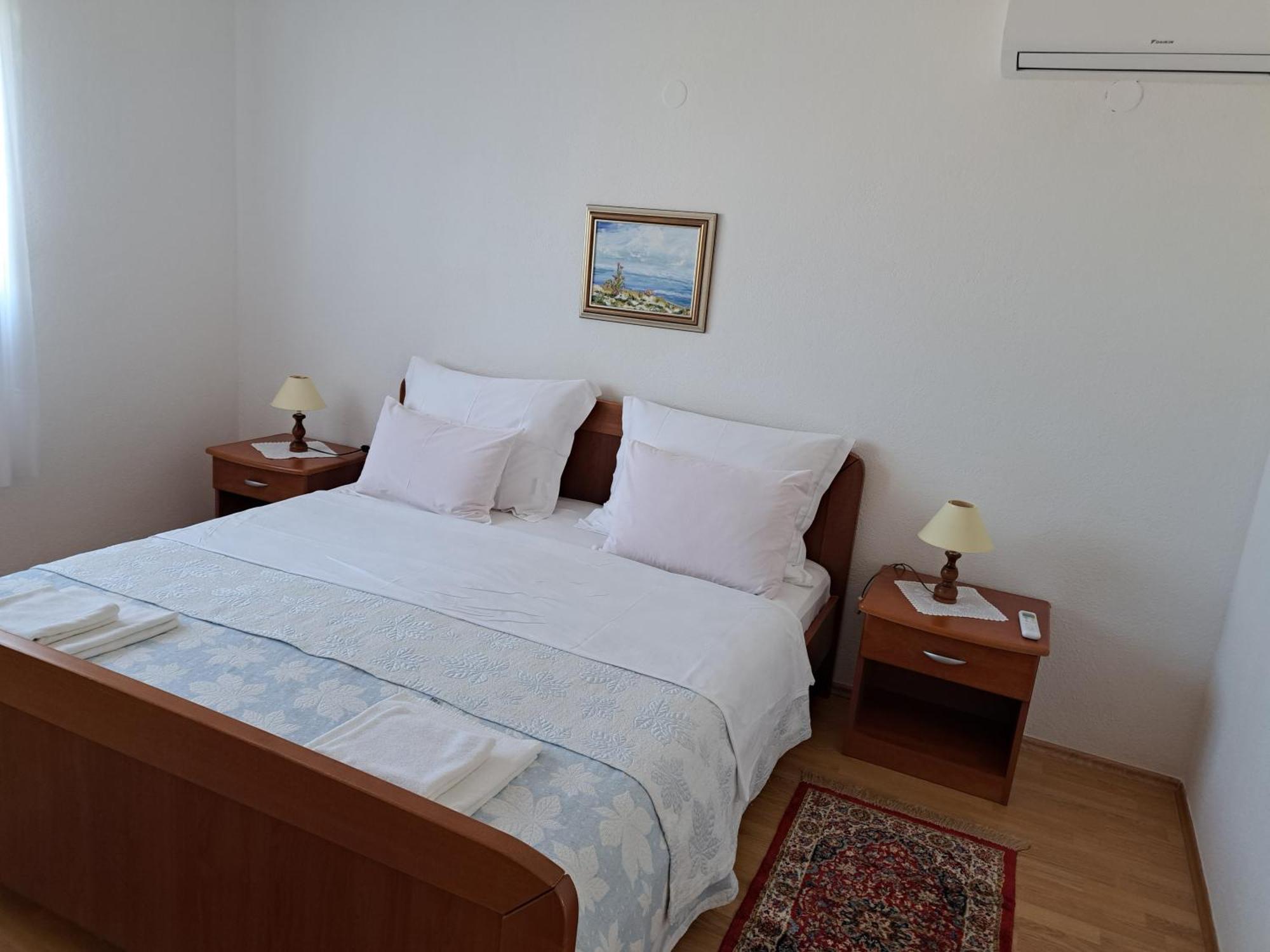 Apartments Pink House بوفليانا المظهر الخارجي الصورة